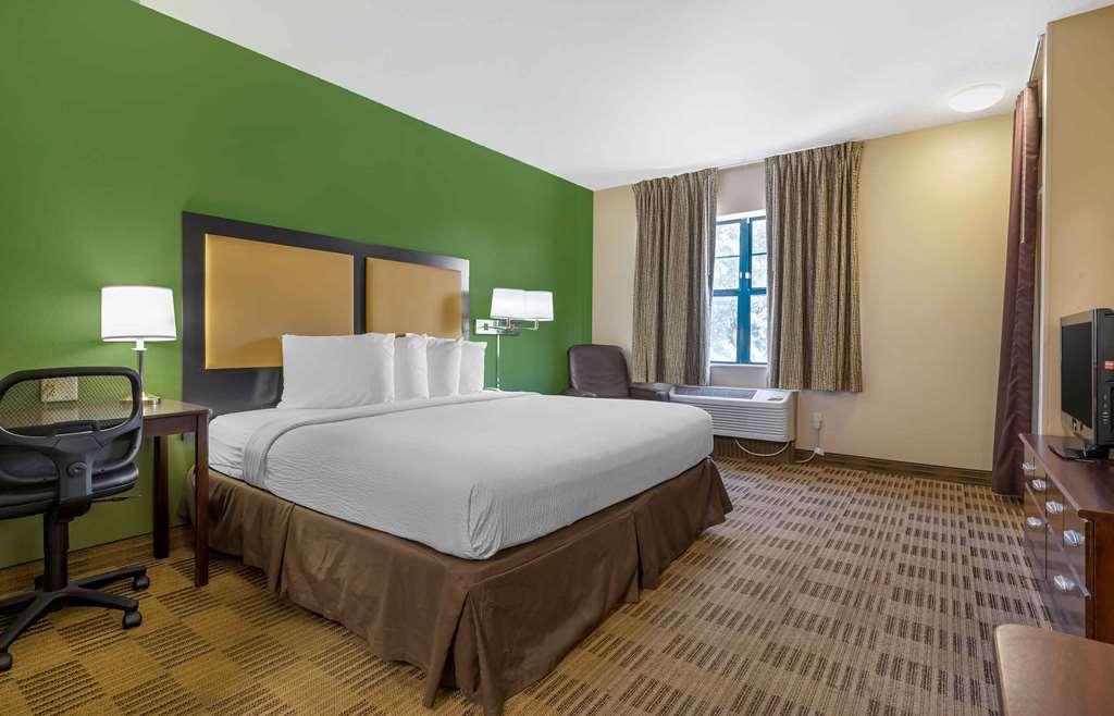 Extended America Select - Fayetteville - Hotel 2*